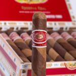 Romeo y Julieta Reserva Real Twisted Toro